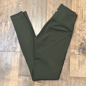 Lululemon Wunder Under Leggings Size 4